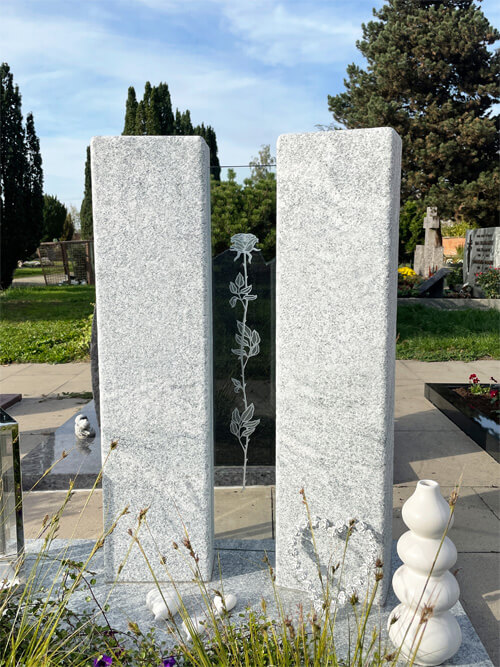 Moderne Grabsteine — Beispiel 16