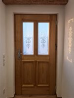 Eingangstür mit Glas